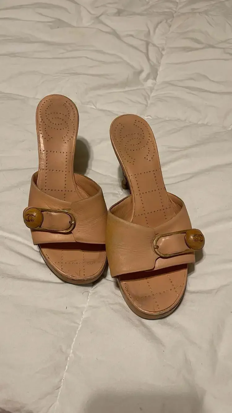 Chanel Vintage Wooden Platform Mule Heels in Beige Leather with CC Buckle Detail